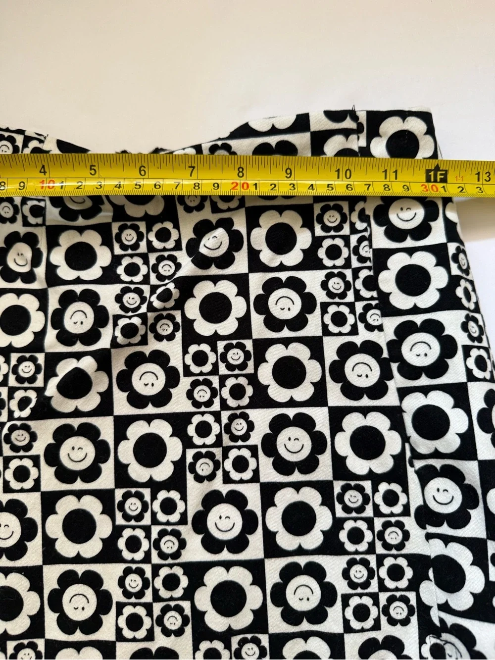 art class Black and White Floral Smiley Mini Skirt